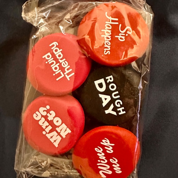 The Only Gift Worth Giving Wine Stoppers & Tovolo silicone king cube ice tray - Picture 7 of 13